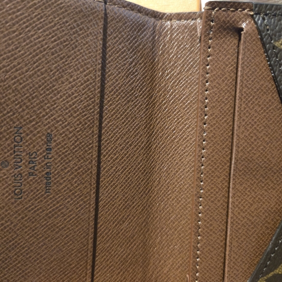 Athentic Louis Vuitton Envelope Business Card Holder - Picture 3 of 11